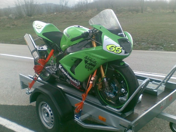 Kawasaki da pista numero 66 preparata da Red Zone